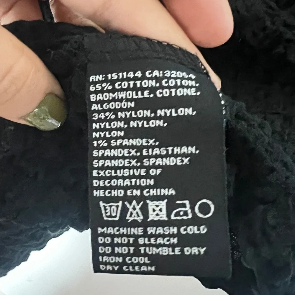 Anthropologie Lea & Viola Top Large Black Puff Sleeve Textured Short Sleeve